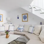Maison Mariel